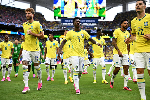Brasil busca avancar a octavos