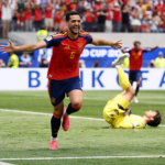Mikel Merino es el hero de españa y los lleva a semifinales