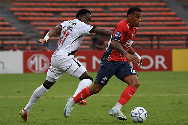 Dim vs Vasco