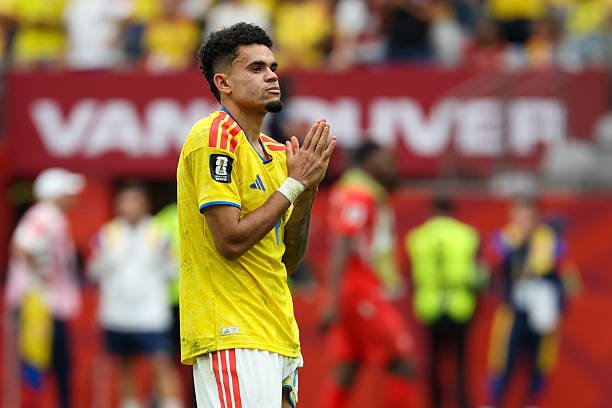Luis Diaz of Team Colombia cries after the penalty shootout during the FIFA World Cup 2026 Round of 16 match between Switzerland and Colombia at BC...